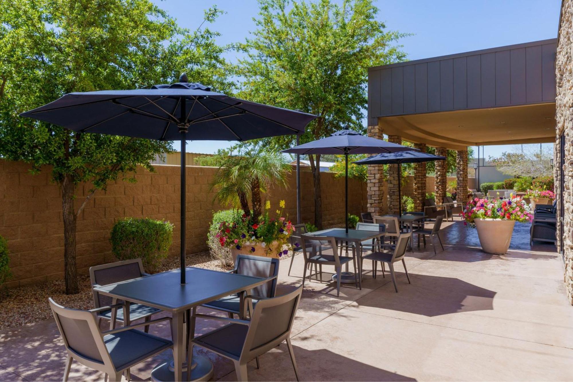 Courtyard By Marriott Phoenix Mesa Gateway Airport מראה חיצוני תמונה