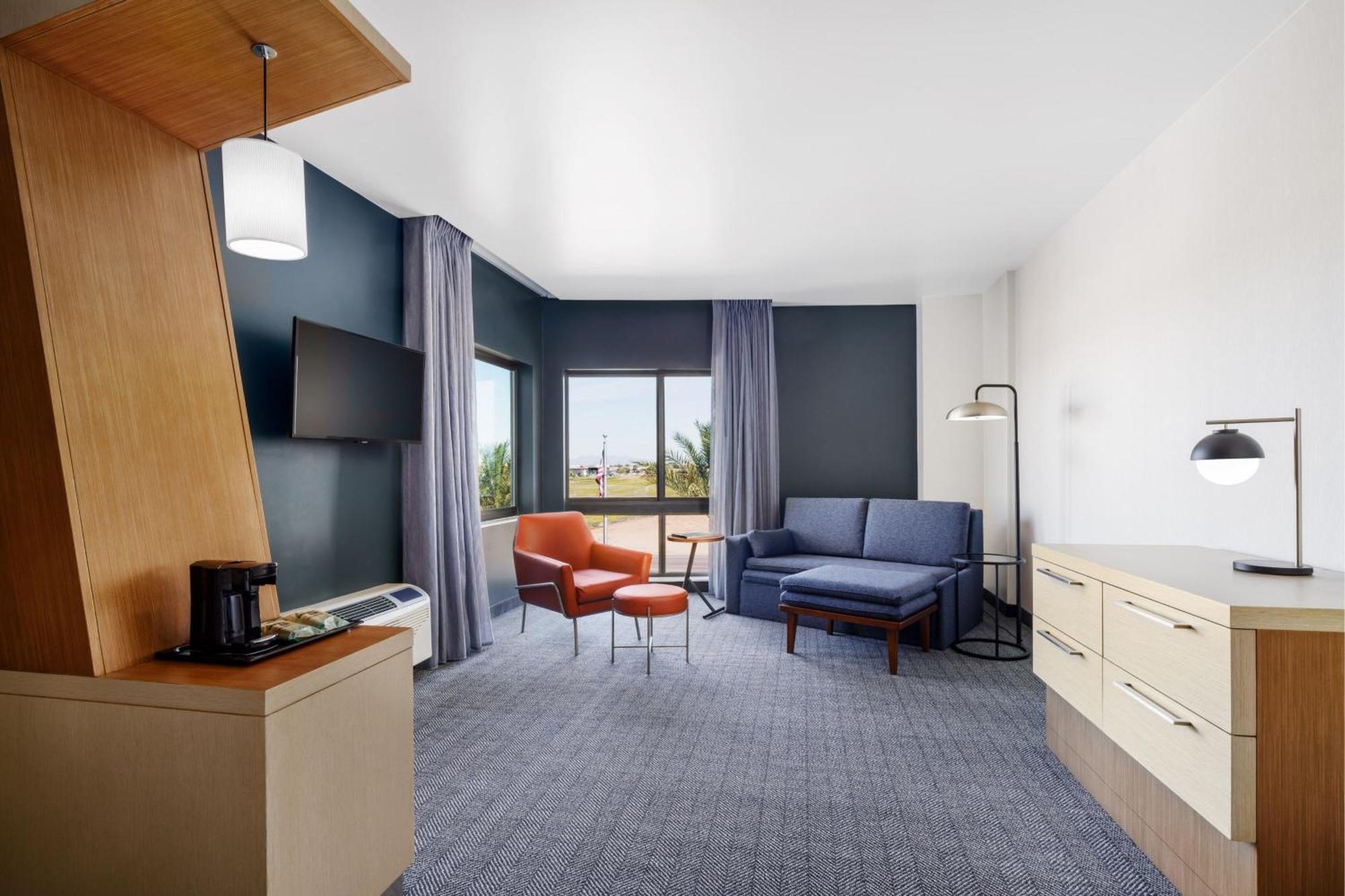 Courtyard By Marriott Phoenix Mesa Gateway Airport מראה חיצוני תמונה