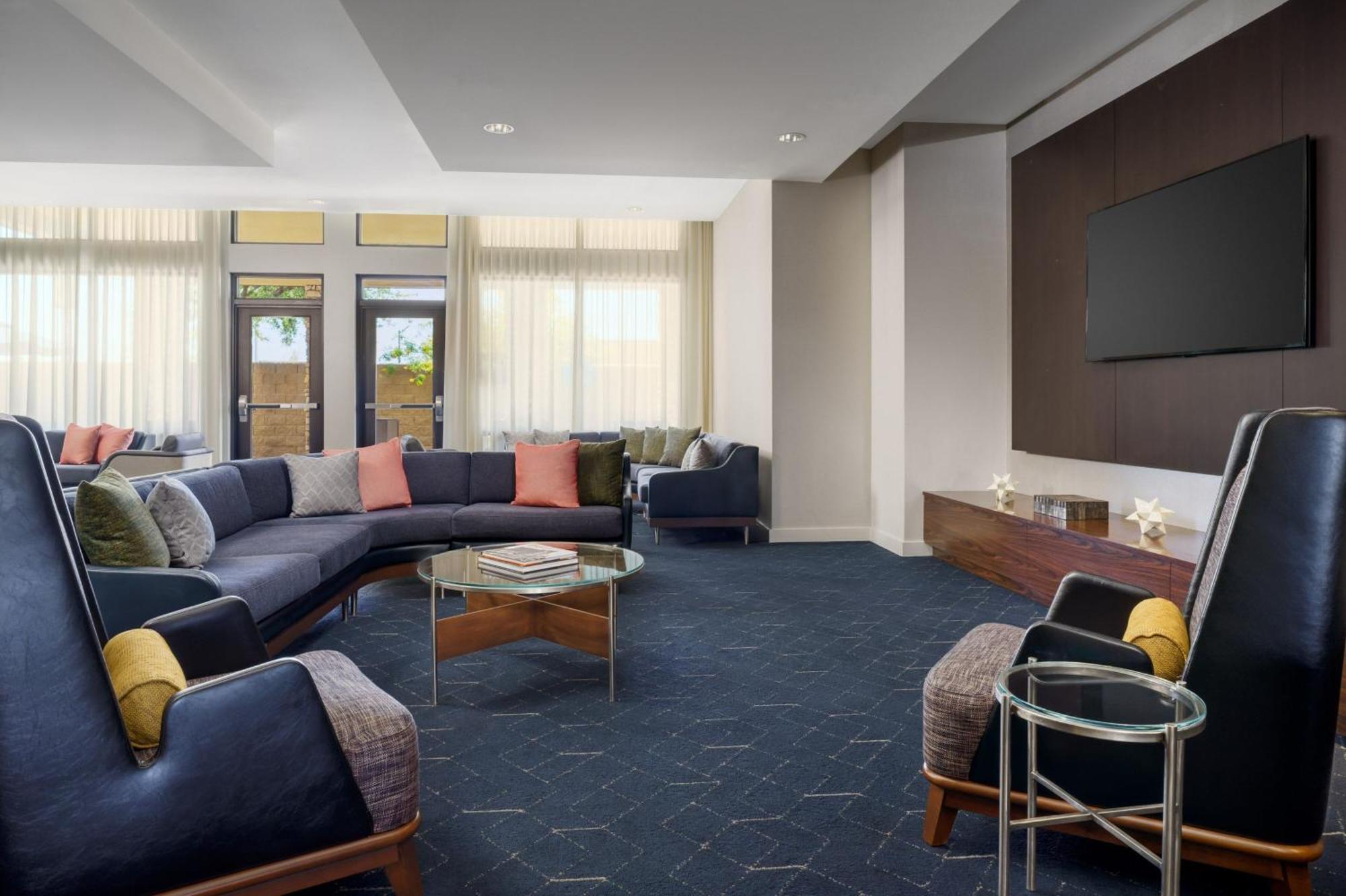 Courtyard By Marriott Phoenix Mesa Gateway Airport מראה חיצוני תמונה